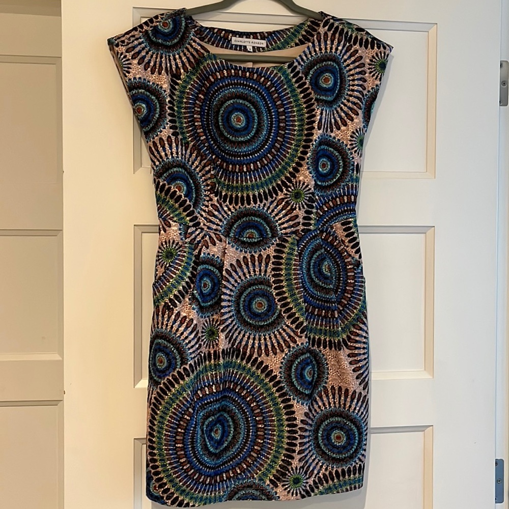 Gorgeous Charlotte Ronson Dress with Pockets